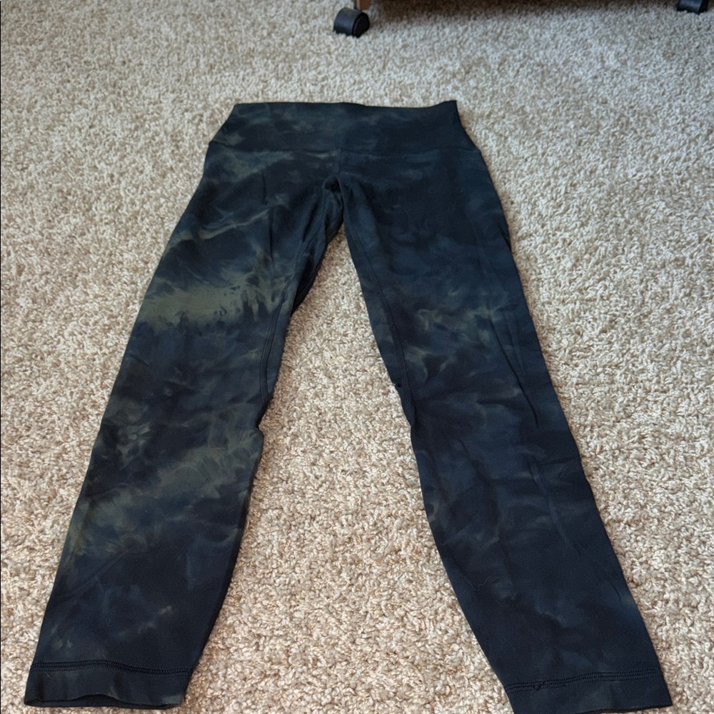 Lululemon align cropped 23” size 4